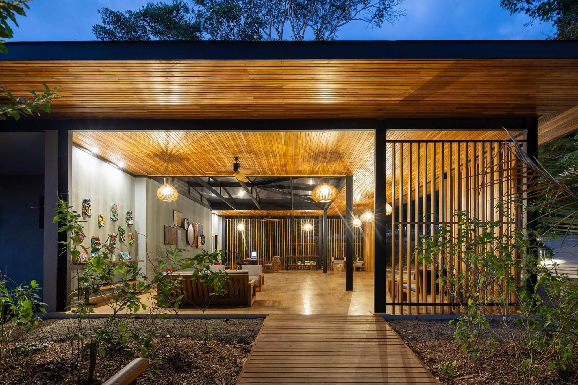 El Remanso Rainforest Lodge Пуэрто-Хименес Экстерьер фото